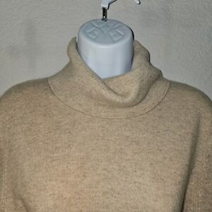 Avellini Luxury 100% cashmere sand beige turtle neck quiet luxury academia